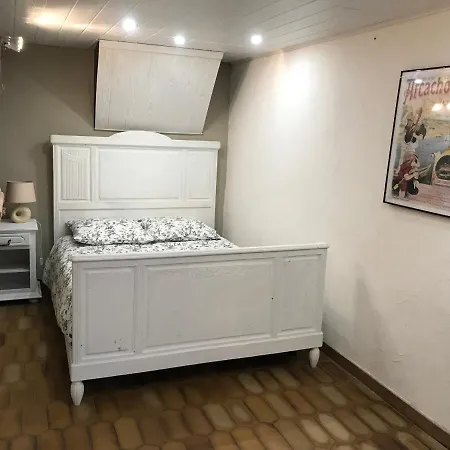 Gite En Pierre Au Coeur Des Chiens De Traineau Mirmande Exterior foto